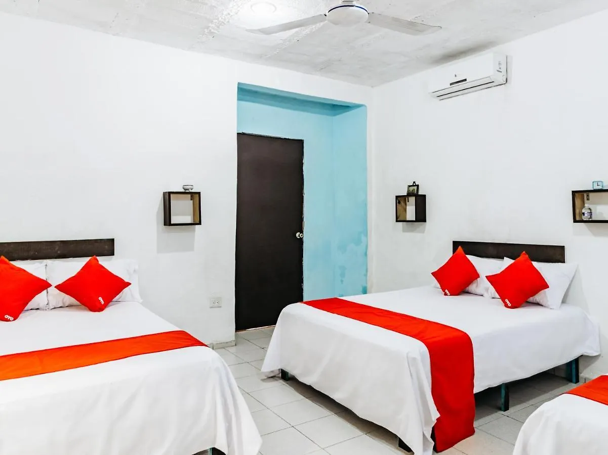 Hotel Casa Lidia Merida 2*,